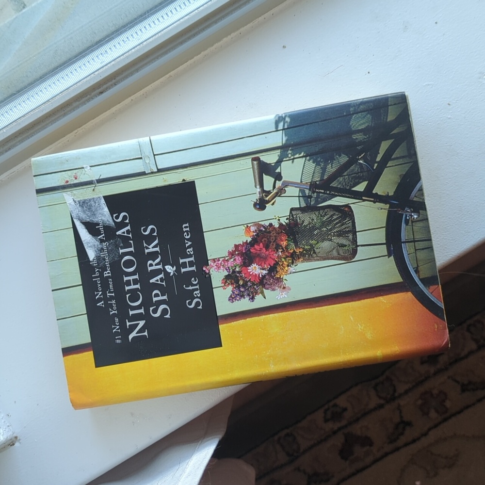 Safe Haven by Nicholas Sparks